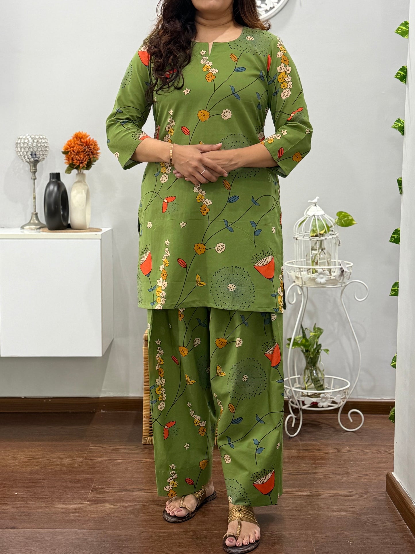 Ambrai Kurta Farshi Salwar Set