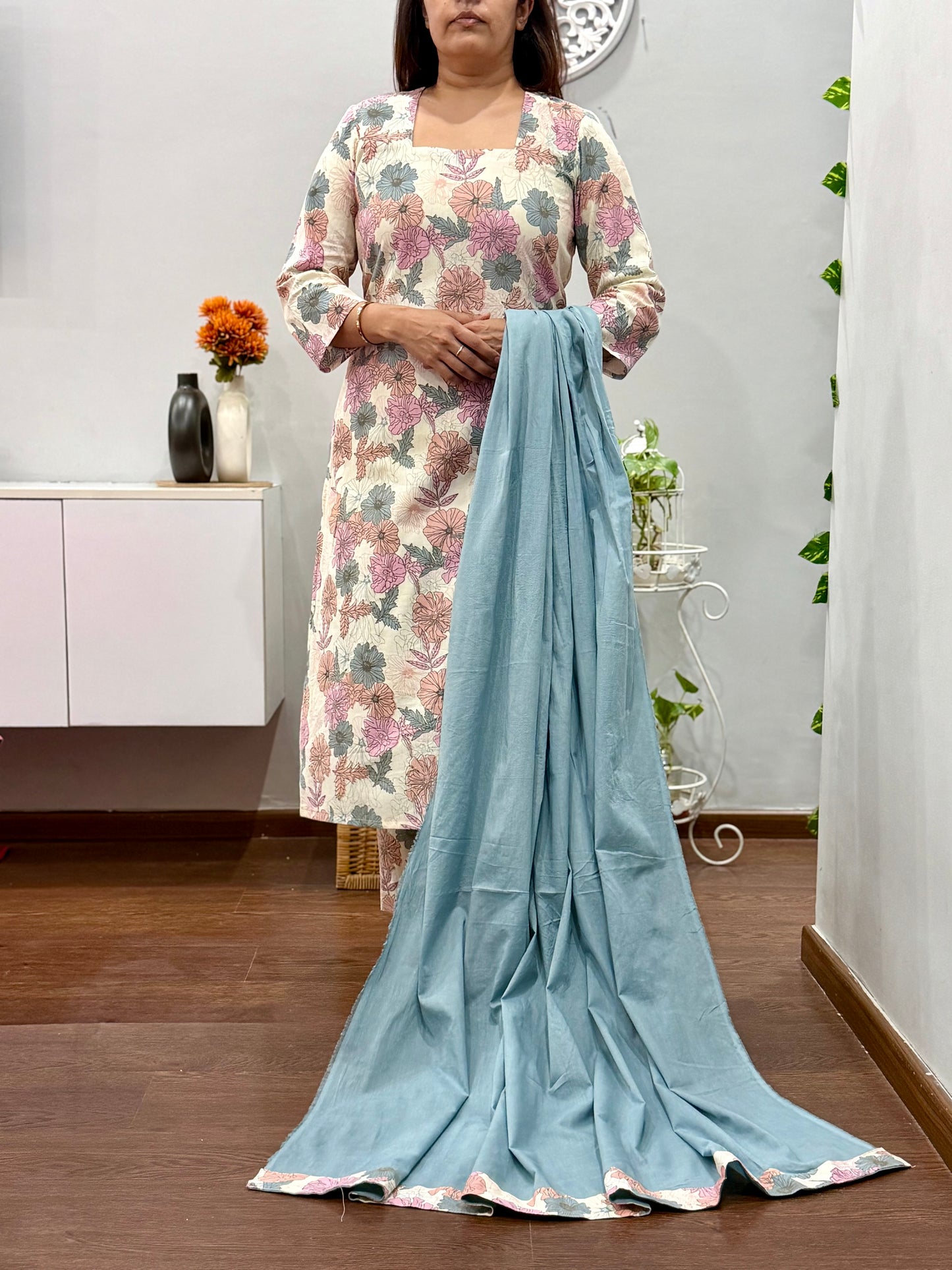 Aarzoo Pastel Suit Set