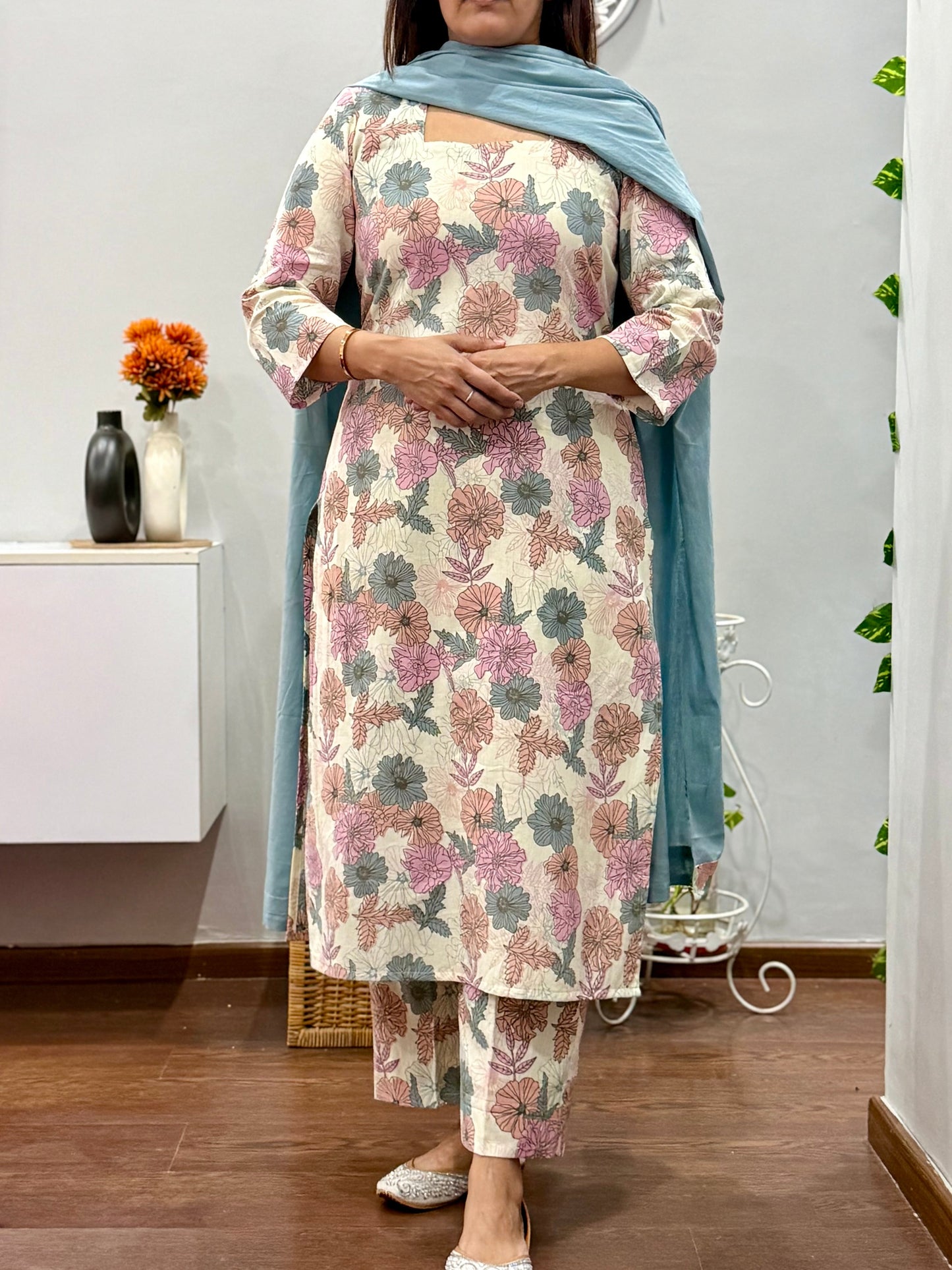 Aarzoo Pastel Suit Set