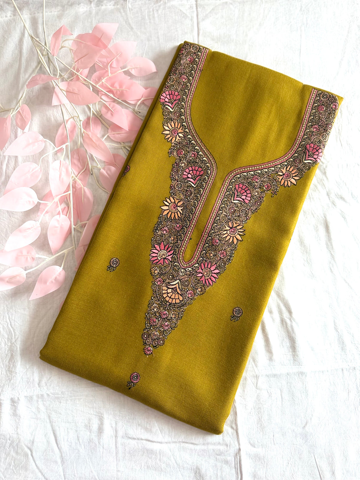 Vibrant Winter 2 Pcs Set (Unstitched)