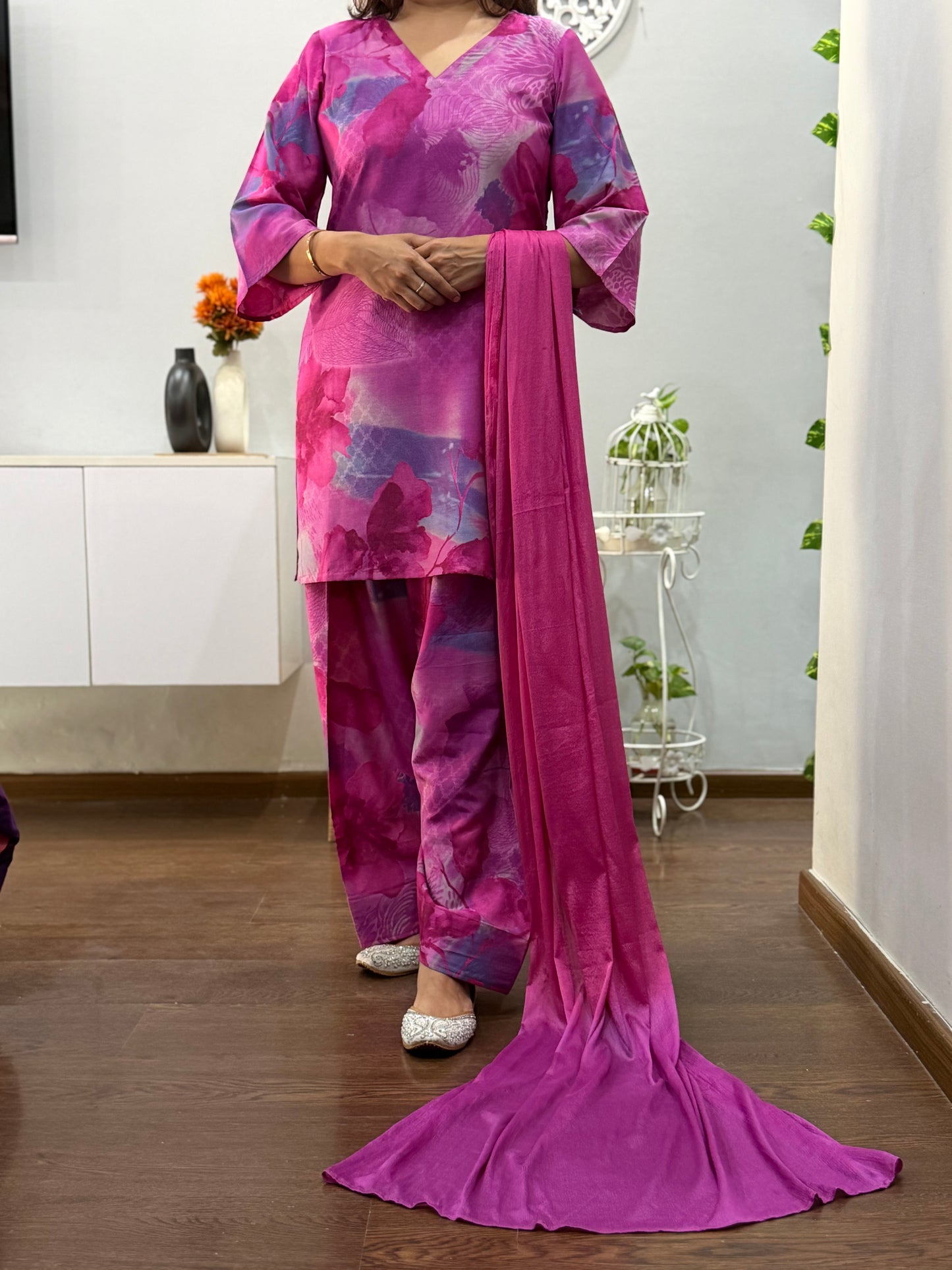 Falak Suit Set with Farshi Salwar