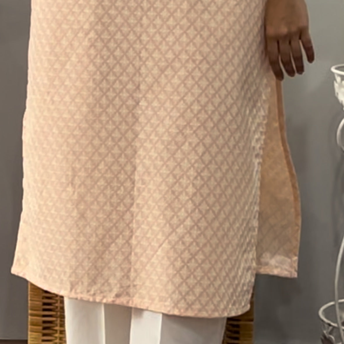 Prachi chikankari kurta 2
