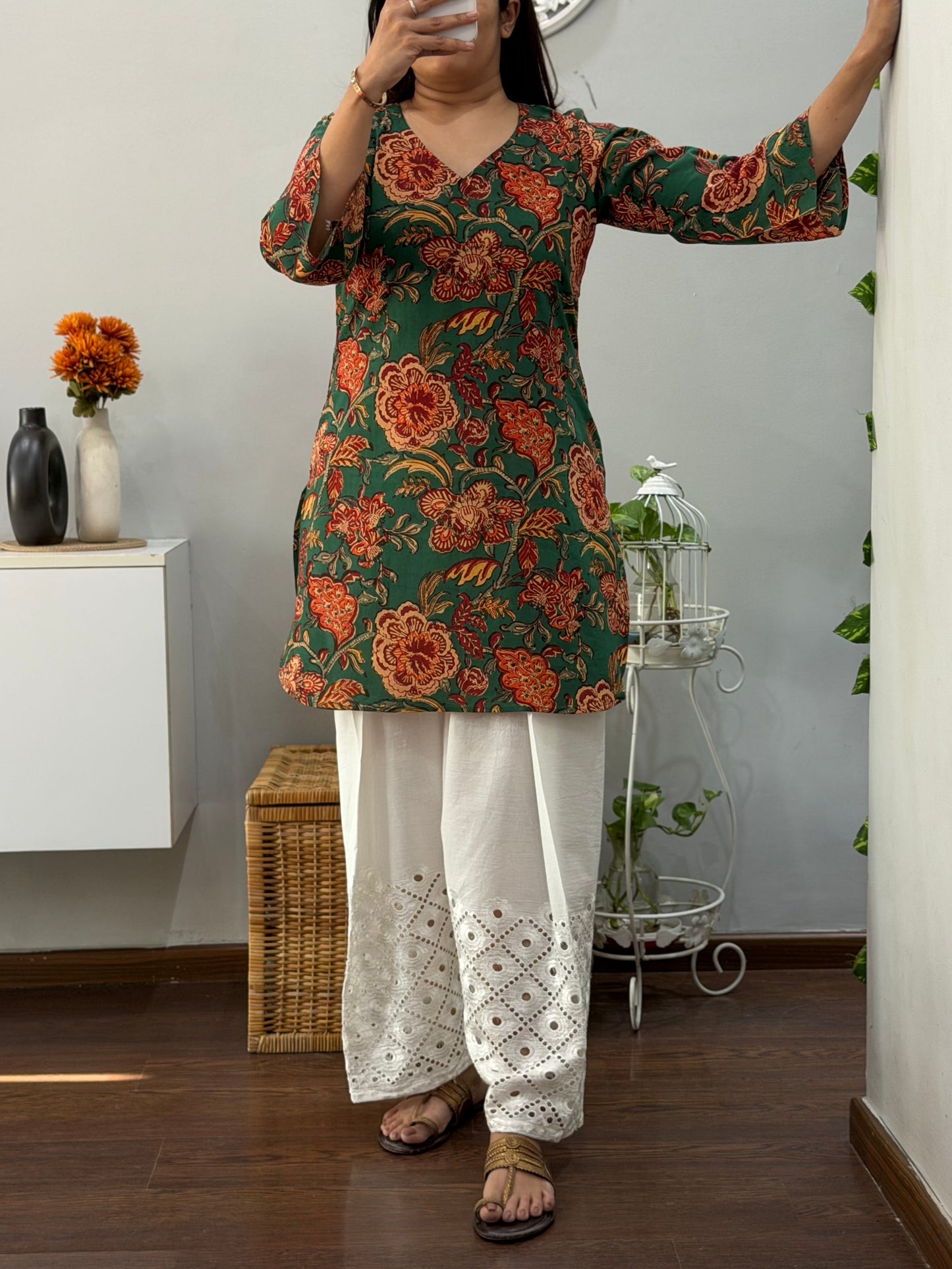 Vanshika kurta Farshi Salwar Set