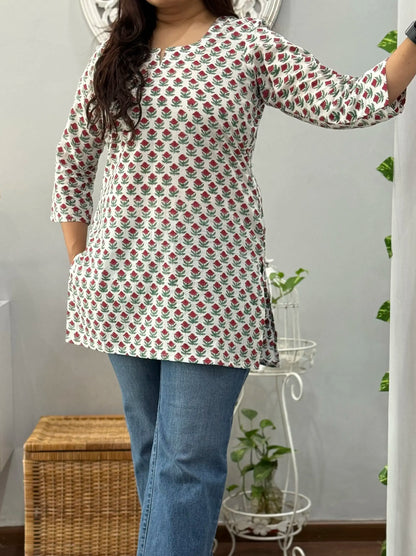 Gulabi Butta Cotton Short Kurti 2
