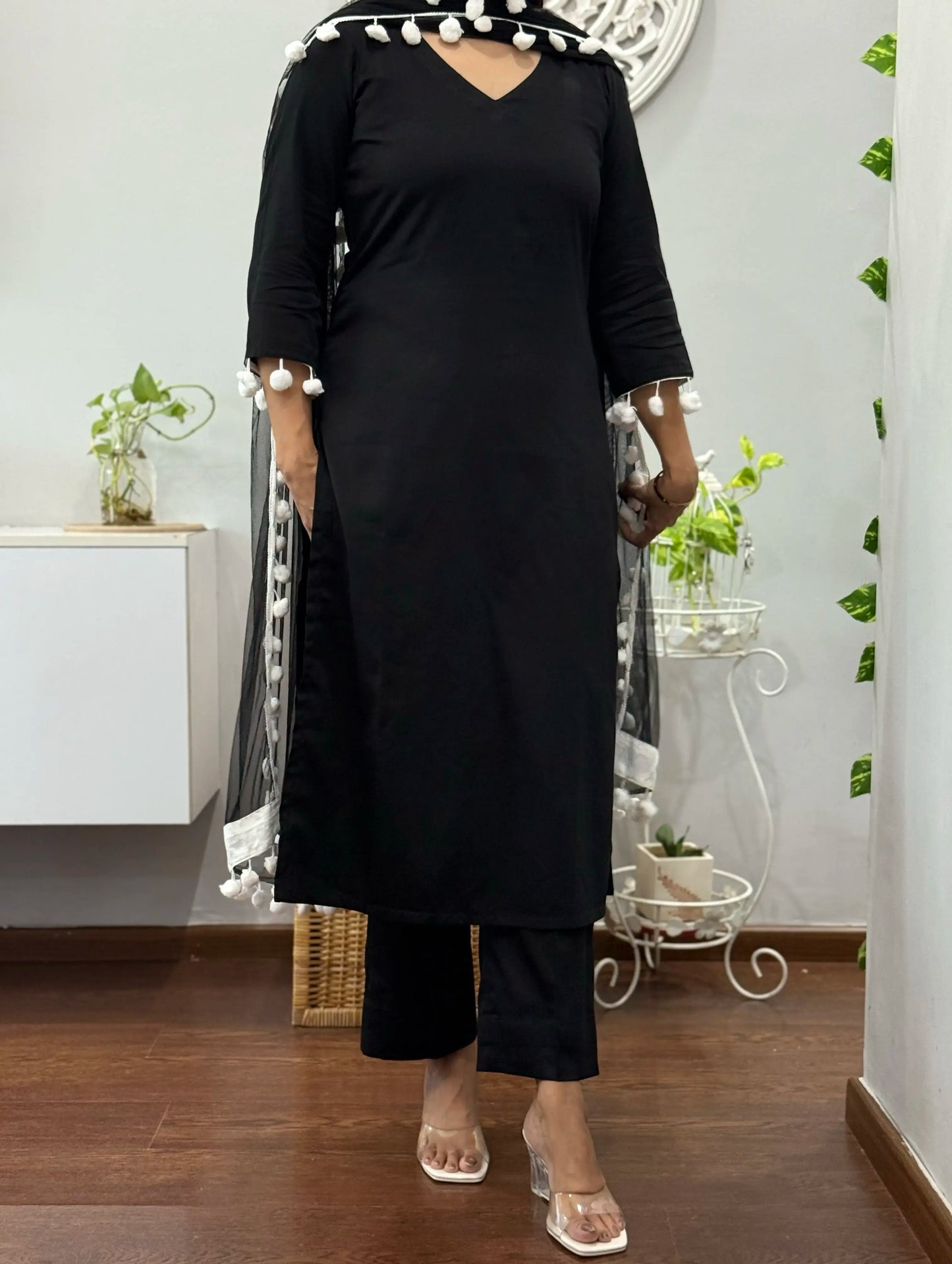 Kanika Suit Set 3