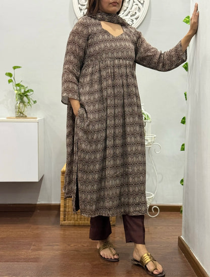 Vamika Suit Set 2