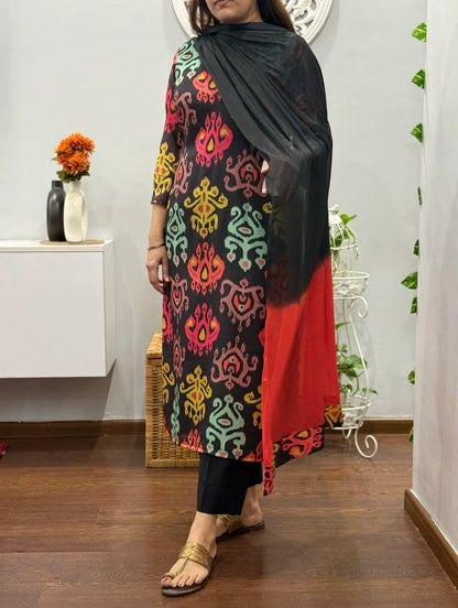 Vibrant Abstract Suit Set 3