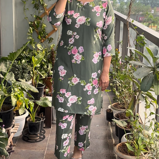 Green Carnations co-ord set