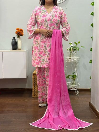 Pink Fantasy Suit Set With Farshi Salwar 3