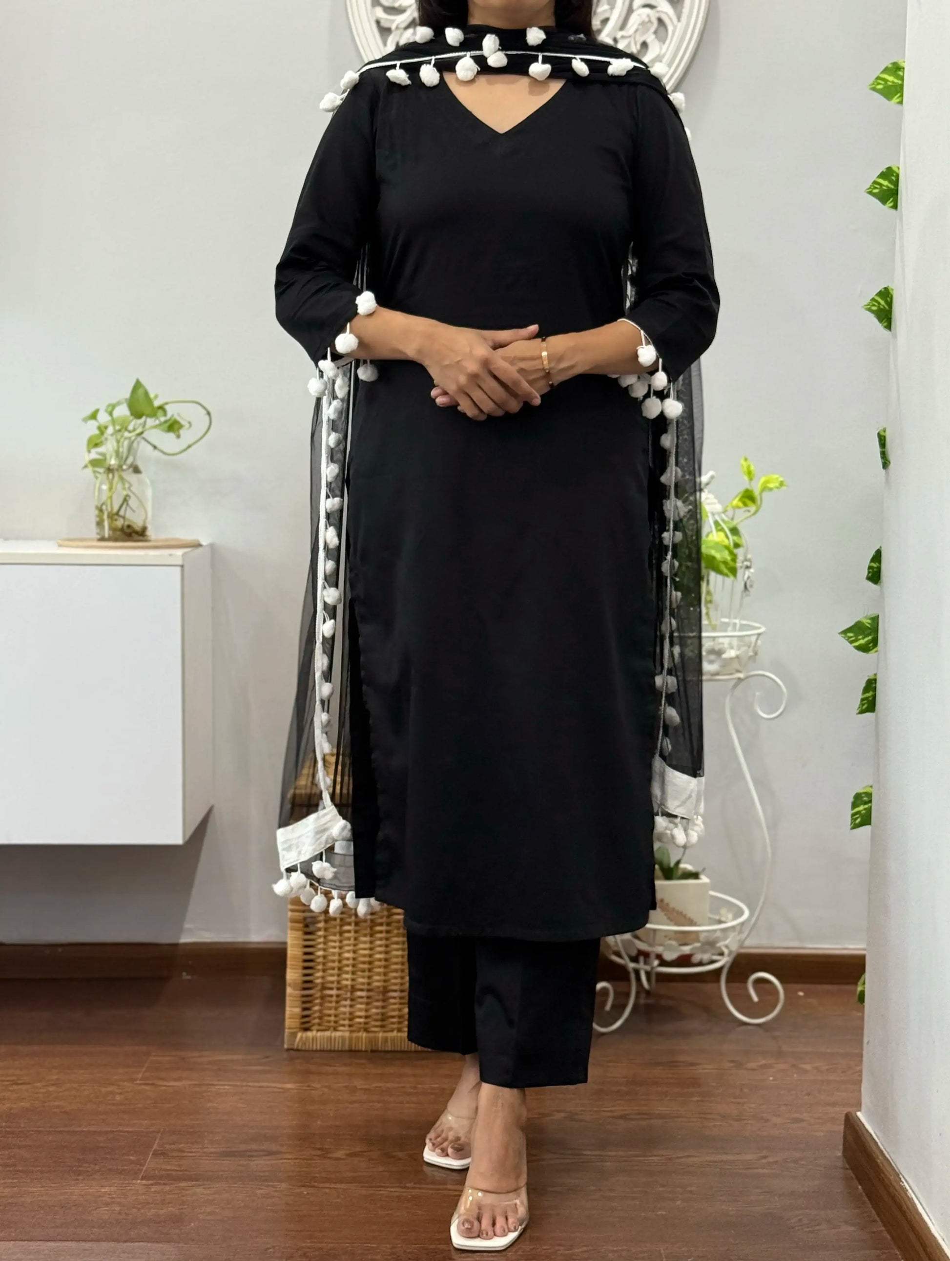 Kanika Suit Set 2
