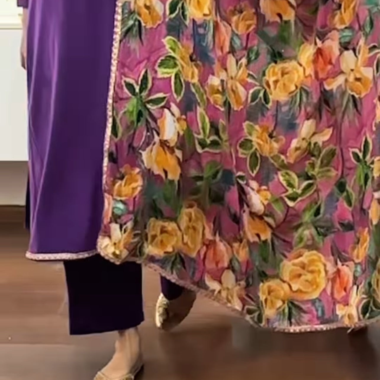 Violet velvet winter suit with dupatta 2